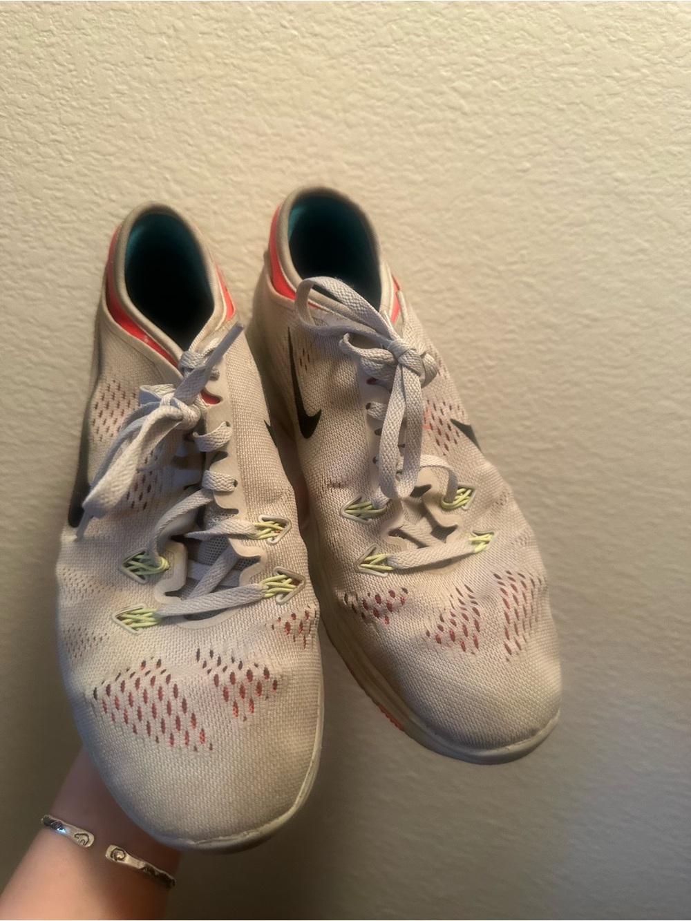 Nike Light Gray Running Sneakers with Coral and Teal Accents
